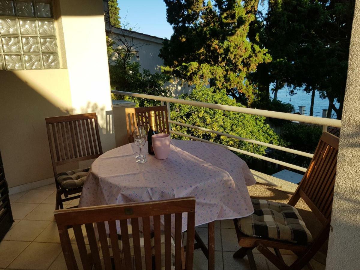 Mare Azzurro Apartments PUY Eksteriør bilde