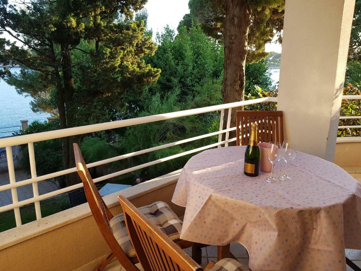 Mare Azzurro Apartments PUY Eksteriør bilde